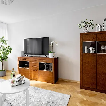 P&o Krochmalna Ii Apartmán *