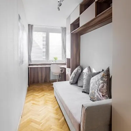 P&o Krochmalna Ii * Varsóvia